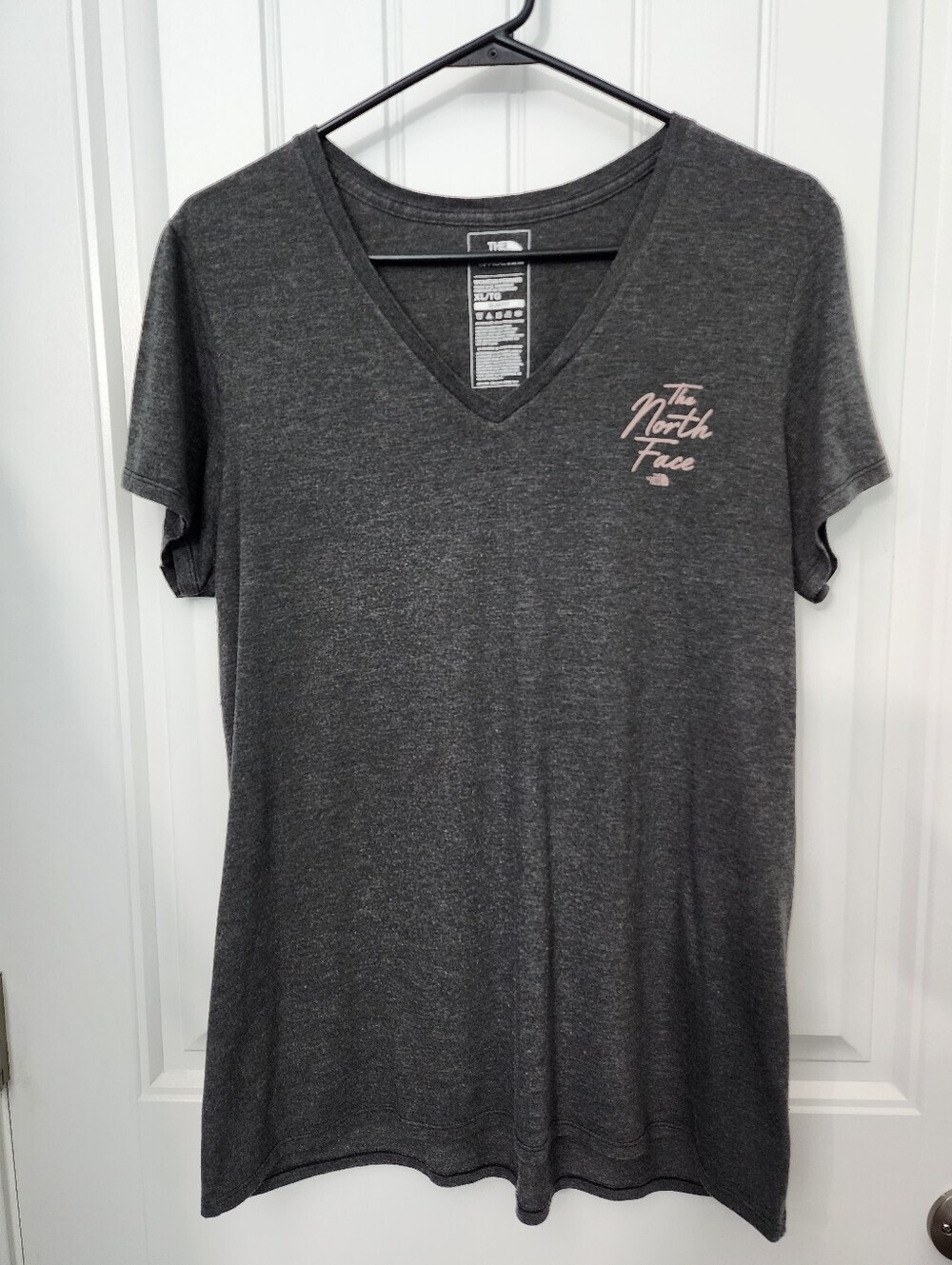 The North Face Women's Dark Gray V-Neck Logo Tee, Size XL